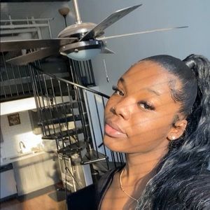 Meet your Posher, Fallon